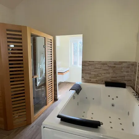 Romance Pour 2 Avec Sauna Et Balneotherapie Prive * Fontenoy (Aisne)